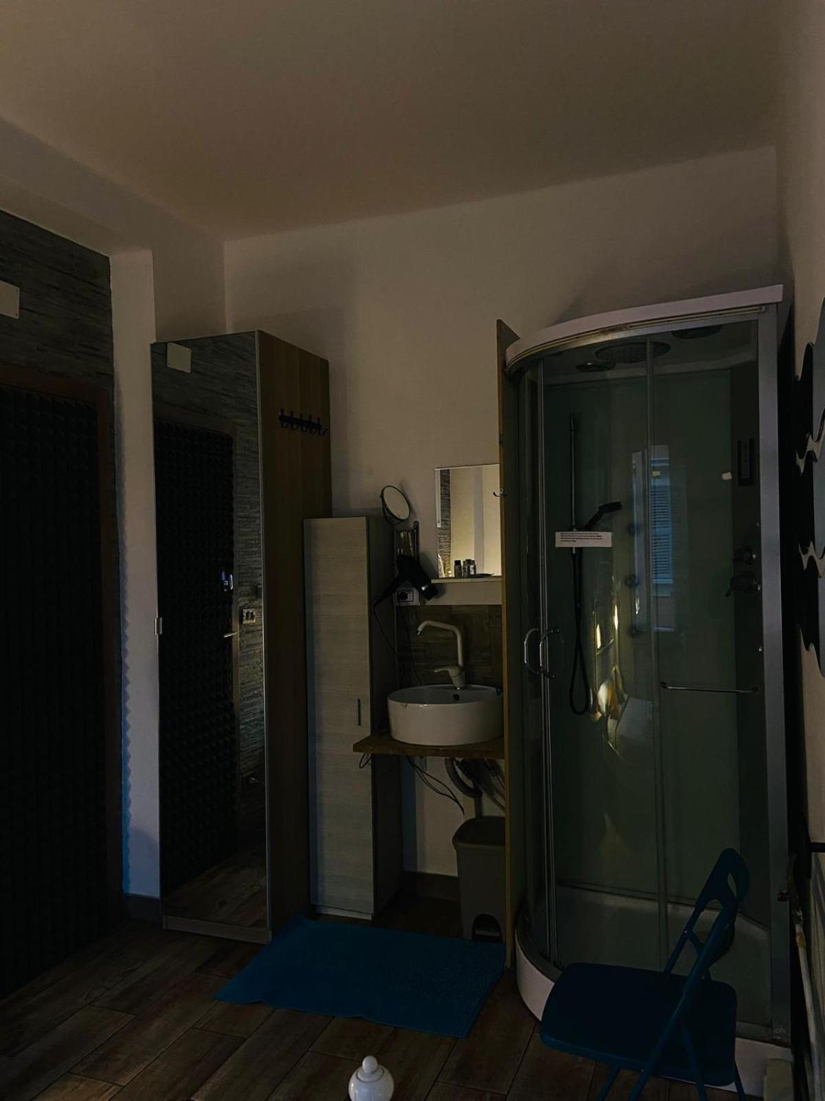Europe Station Rooms Parma Eksteriør billede