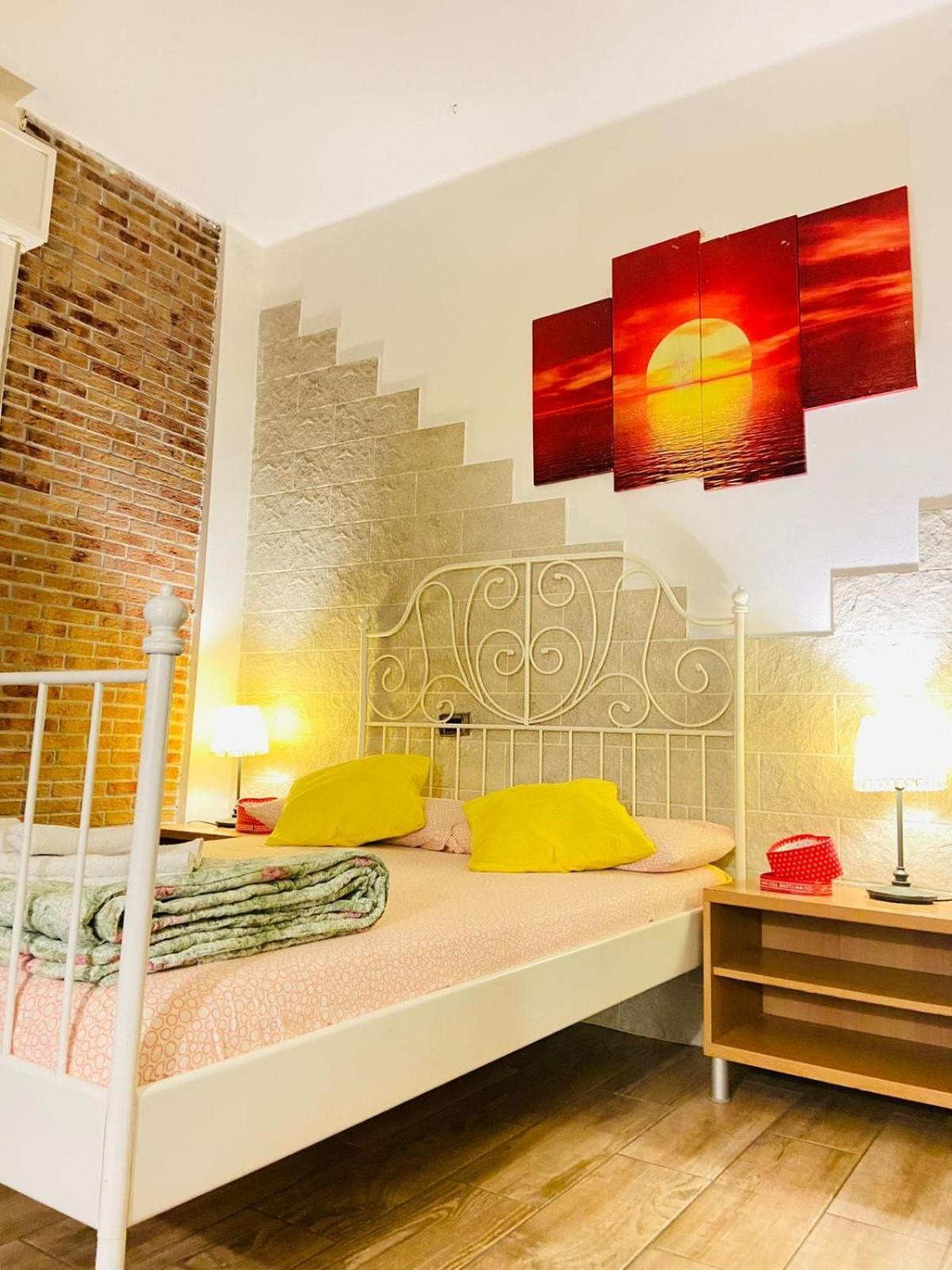 Europe Station Rooms Parma Eksteriør billede